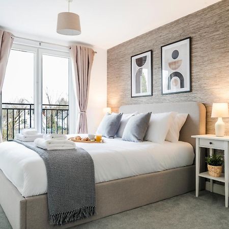 Cozy 3 Bedroom Terrace Cottage In Epsom Exterior foto